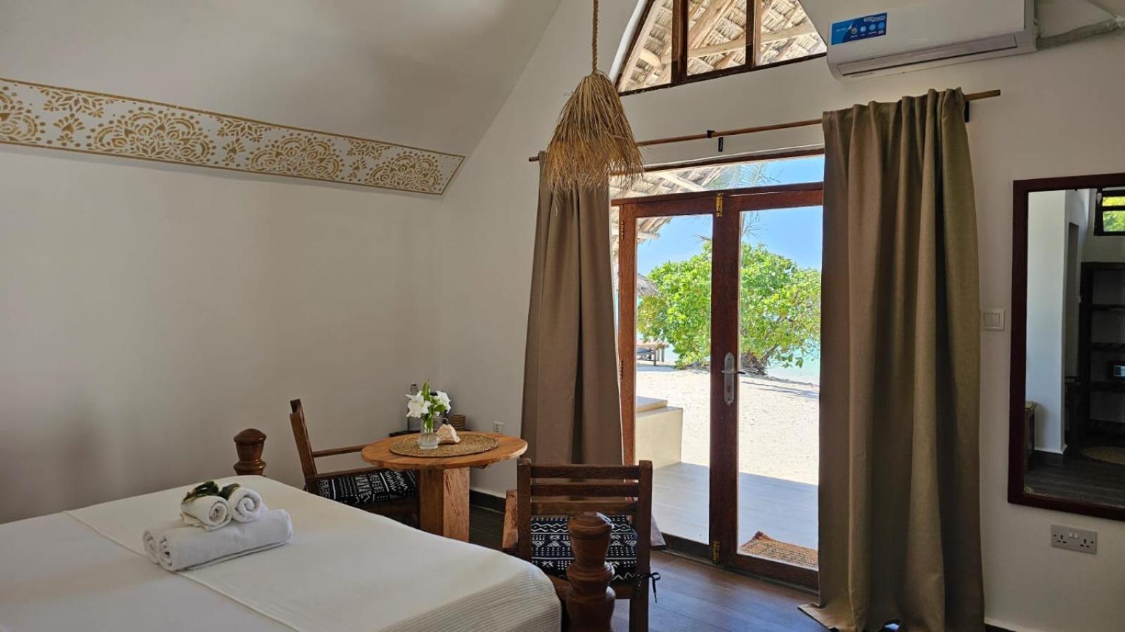 Juana Ocean Villas Makunduchi Esterno foto